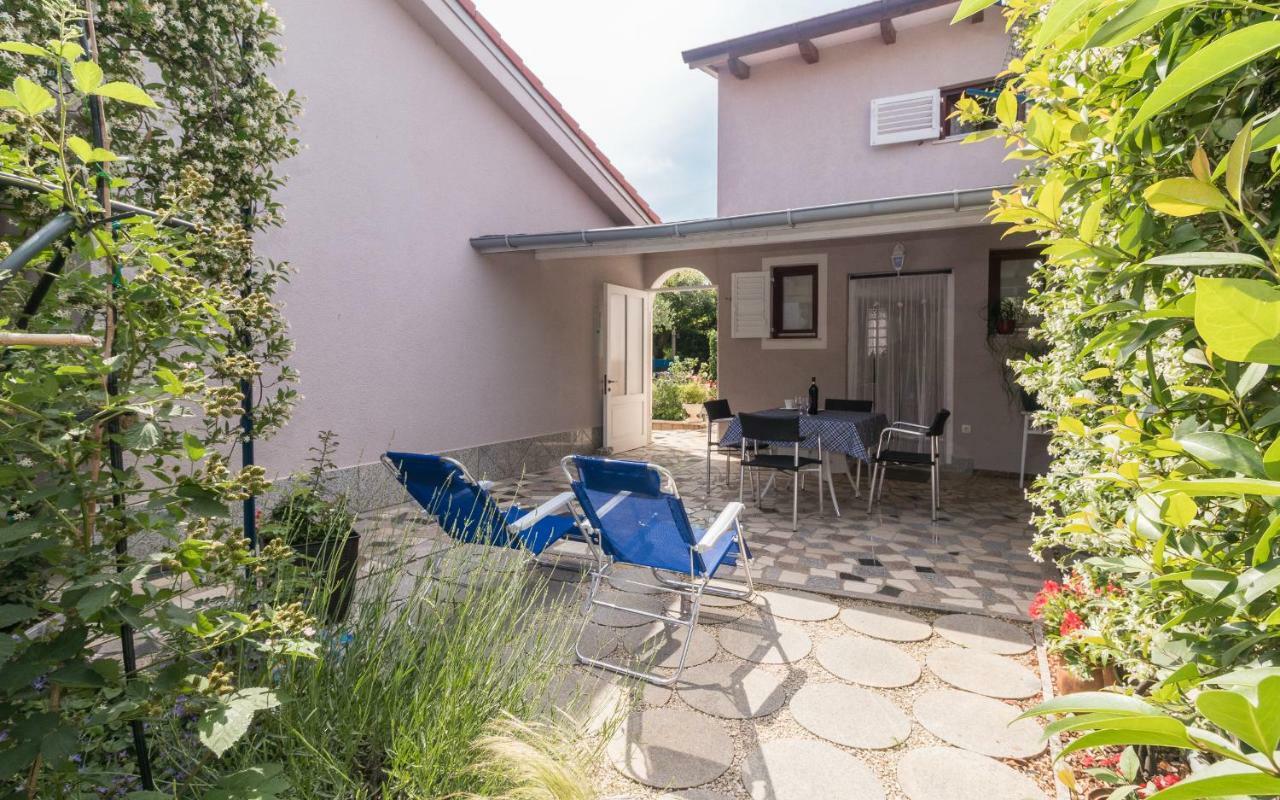 بولا Holiday Home Nadia المظهر الخارجي الصورة
