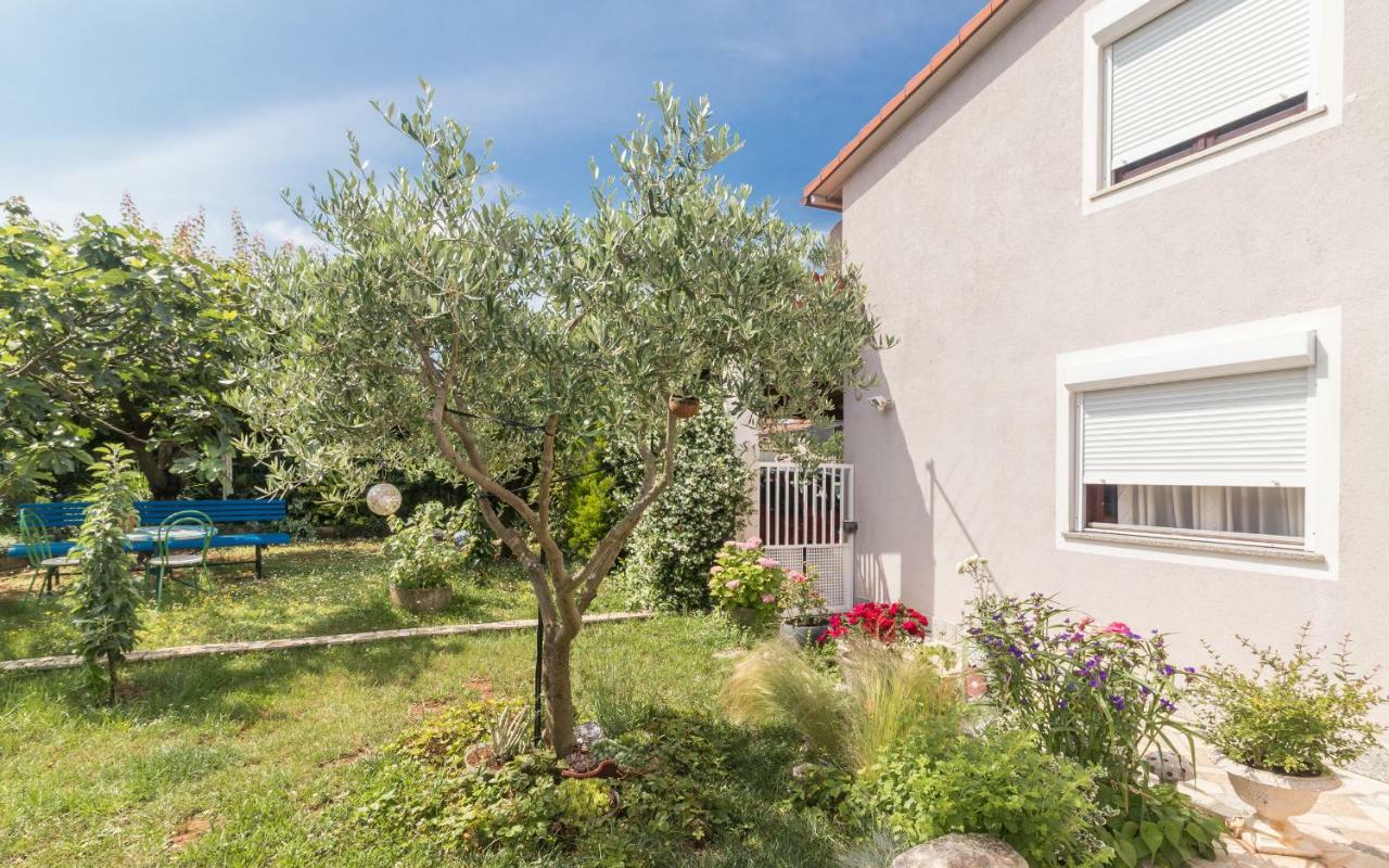 بولا Holiday Home Nadia المظهر الخارجي الصورة